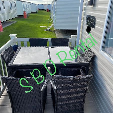 Summer Breeze Deluxe Caravan Rental Saint Osyth Kültér fotó
