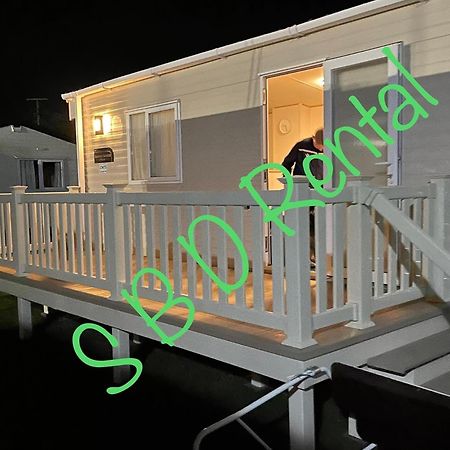 Summer Breeze Deluxe Caravan Rental Saint Osyth Kültér fotó
