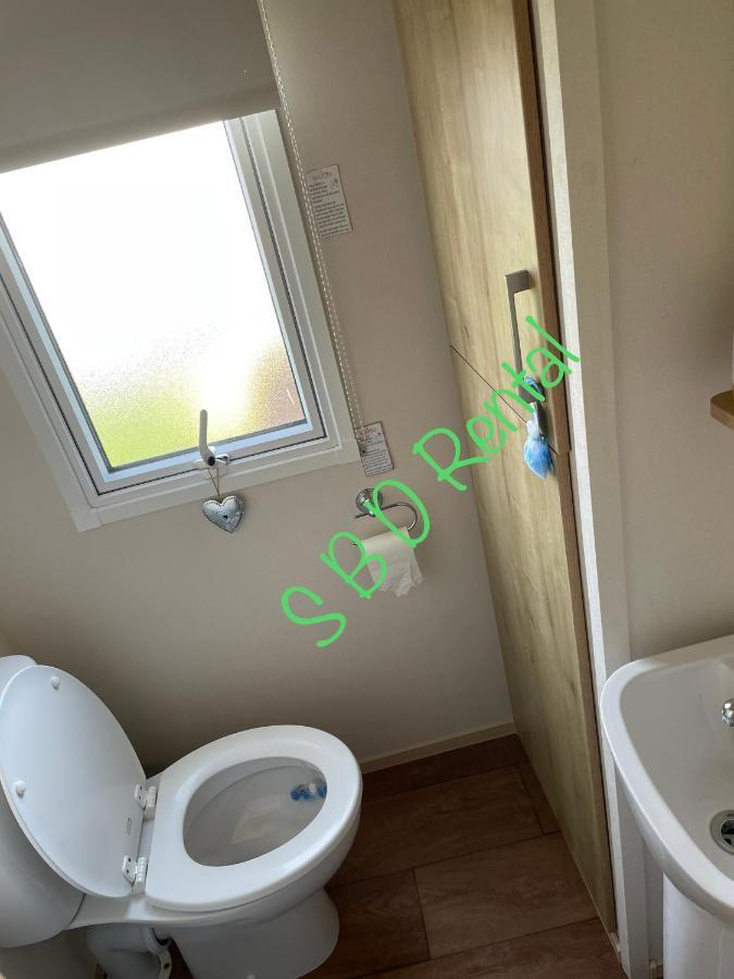 Summer Breeze Deluxe Caravan Rental Saint Osyth Kültér fotó