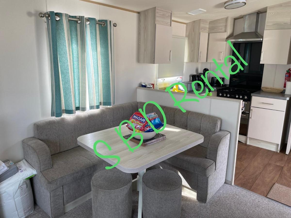 Summer Breeze Deluxe Caravan Rental Saint Osyth Kültér fotó
